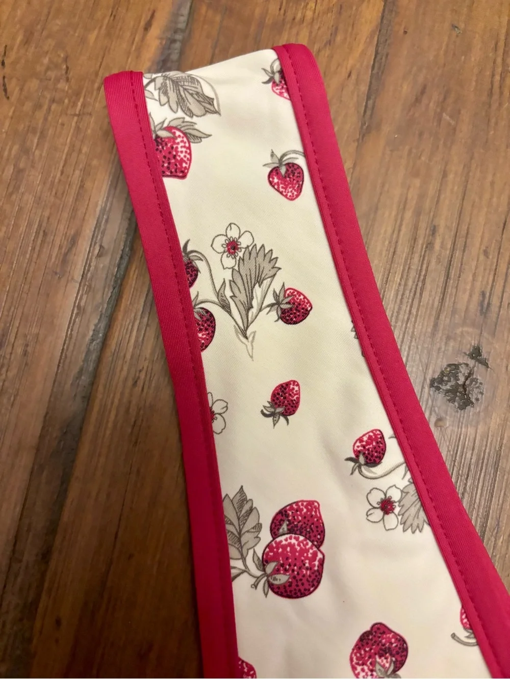 NWT Frankie’s bikinis strawberry fields full moon bikini bottoms